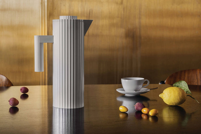 Carafe isotherme Alessi Plissé 1L double paroi design par Michele De Lucchi - Noir - Blanc