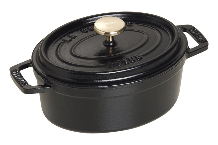 Cocotte Staub ovale en fonte émaillée noir mat - 31 cm