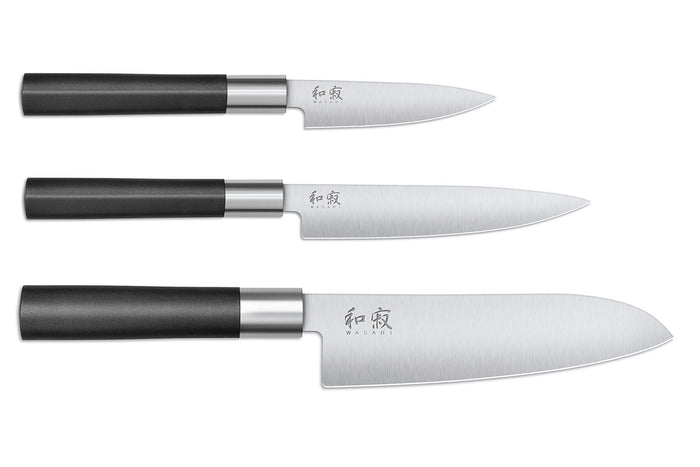 Coffret 3 couteaux Kai Wasabi Black : Universel 10cm et 15cm et Santoku 16,5cm