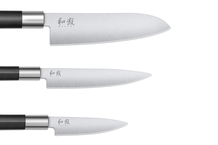 Coffret 3 couteaux Kai Wasabi Black : Universel 10cm et 15cm et Santoku 16,5cm