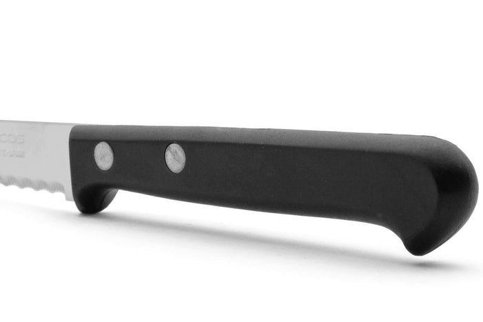 Couteau à steak Arcos lame dentelée 11cm