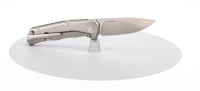 Couteau pliant LionSteel Tre manche G10 / titanium 10cm - Kaki