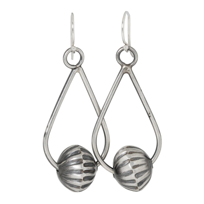 Fluted Navajo Pearl Earrings by Preston Haley-Southwest