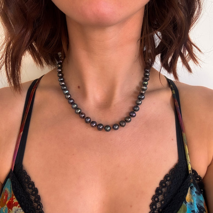 Knotted Grey Pearl Necklace