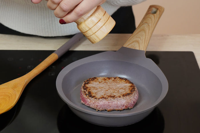 L'Incroyable Poêle antiadhérente en céramique Cookut moka - 16cm