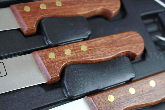 Malette de 8 couteaux et accessoires pour bouchers et chasseurs Pradel Excellence