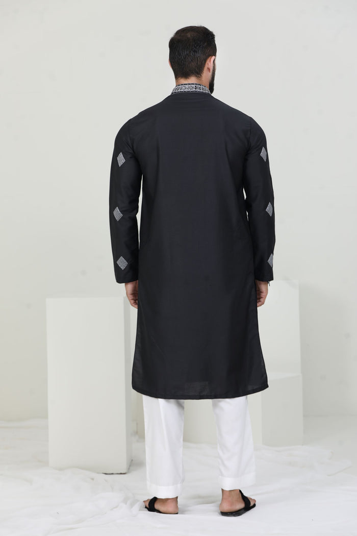 Men Kurta - 02042305