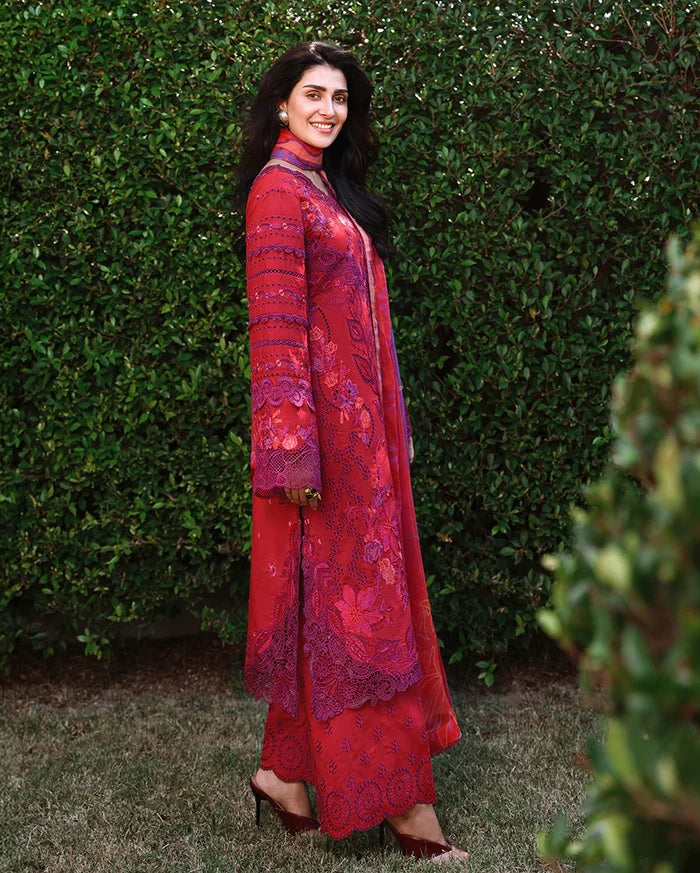 Mushq - Falling Petals Three Piece Lawn
