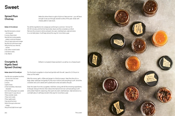 Service: One Day in a Restaurant, Over 150 Recipes to Cook at Home (Anna Hedworth)