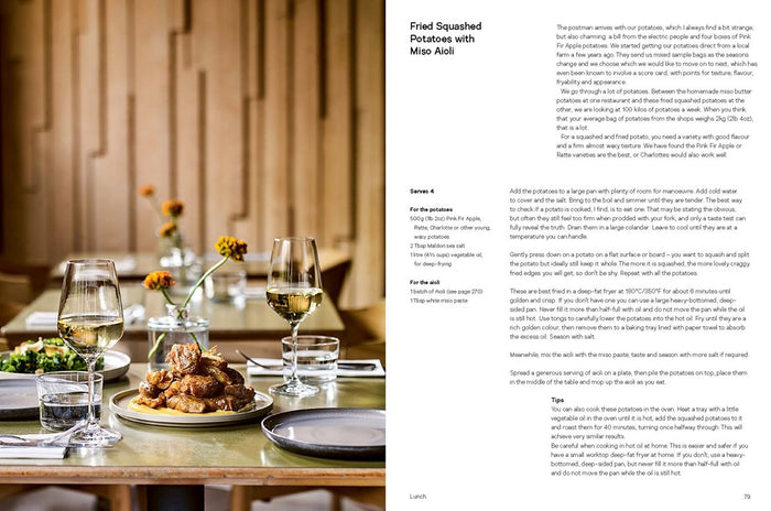 Service: One Day in a Restaurant, Over 150 Recipes to Cook at Home (Anna Hedworth)